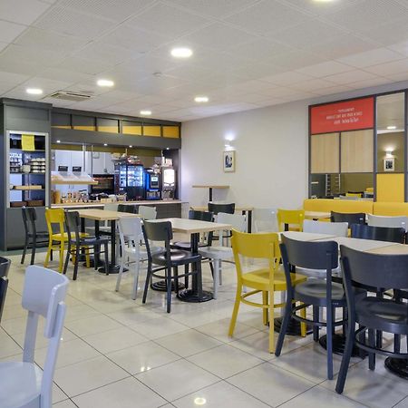 B&B Hotel Villeneuve Loubet Village Bagian luar foto